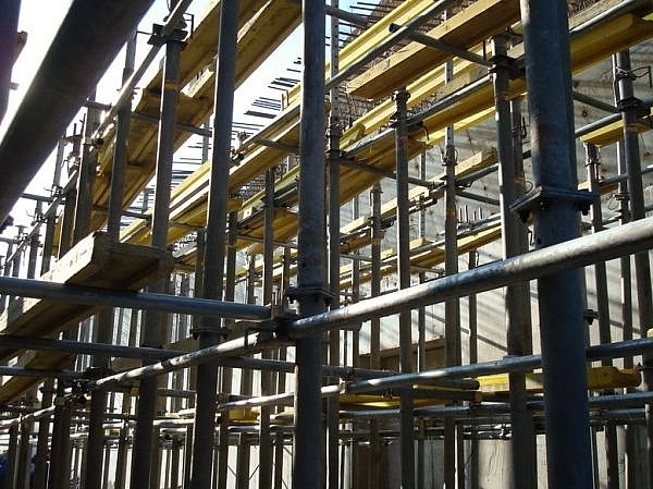 d1fe842e8f903db81df84c131ffbe13c