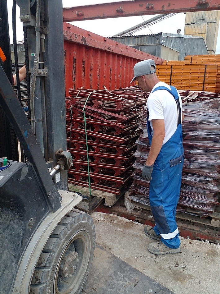 5a61b9d1-9d93-4a04-836b-eafcdcb13fb1