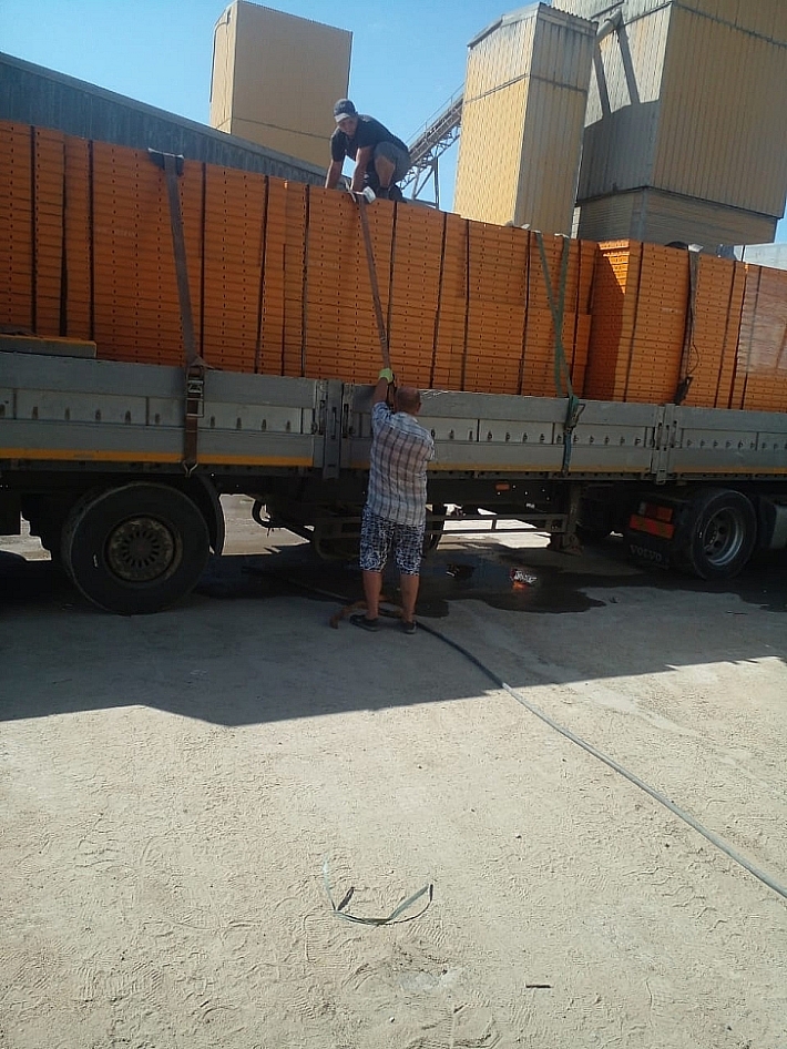 f0c11fc6-f628-4c0b-821e-7eab32316cc7