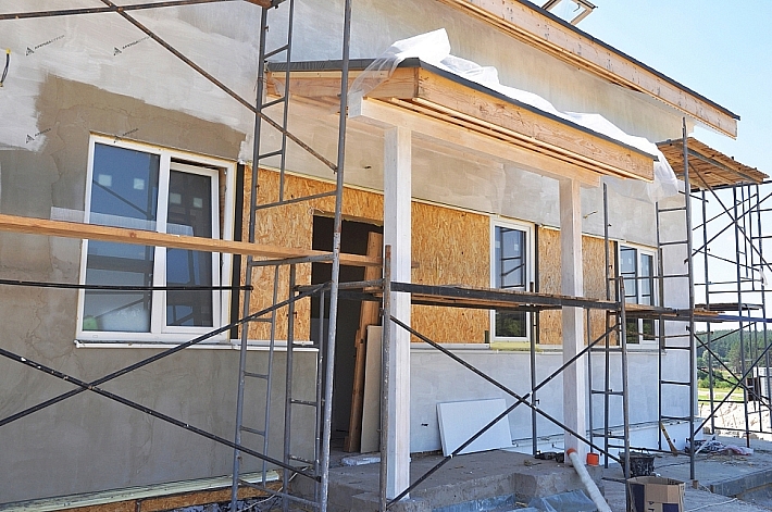 shutterstock_2473434617